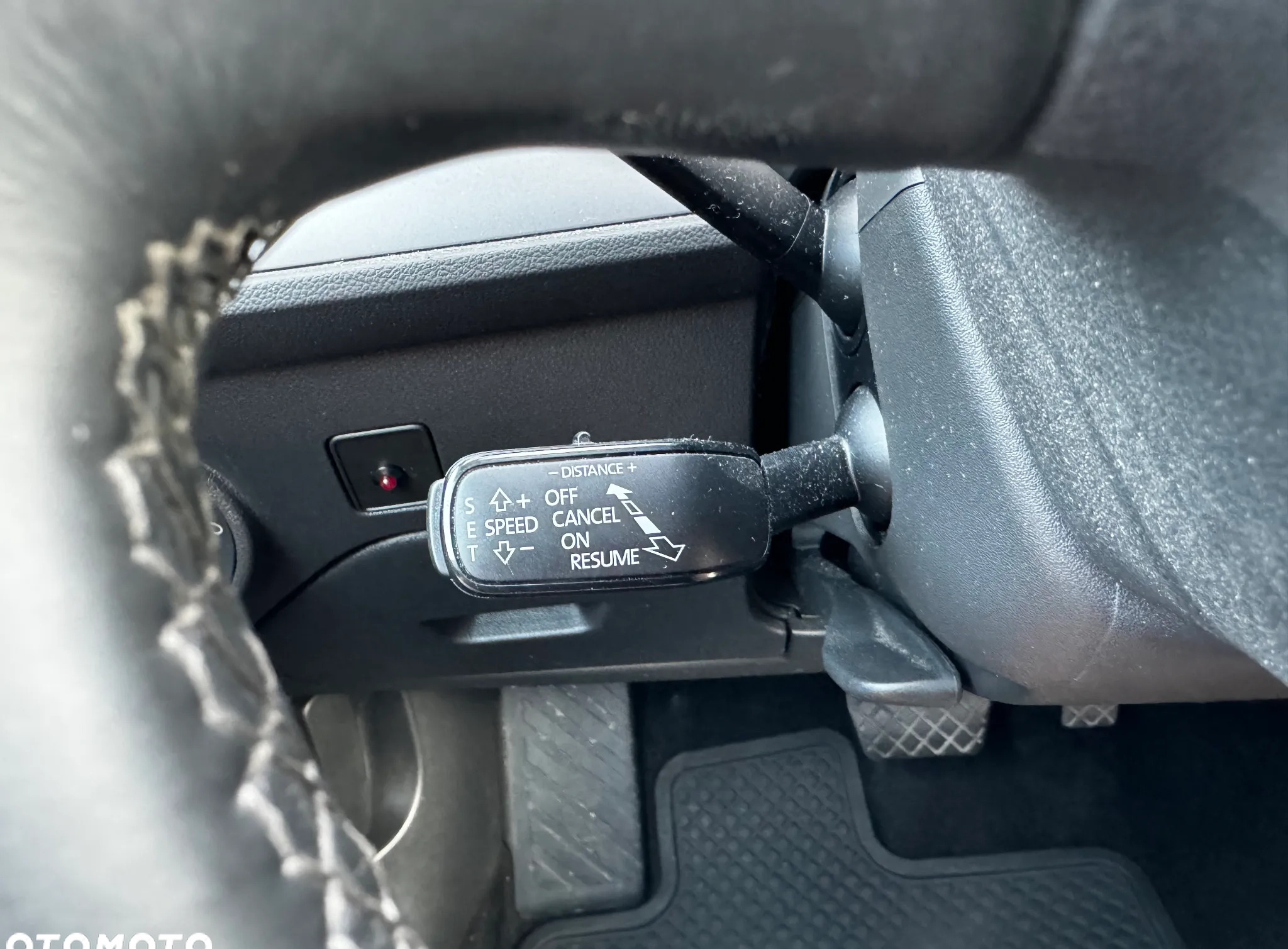 Seat Leon cena 64900 przebieg: 105800, rok produkcji 2019 z Szydłowiec małe 562